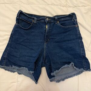 Signature by Levi Strauss Dark Blue high rise Jean Shorts size 14